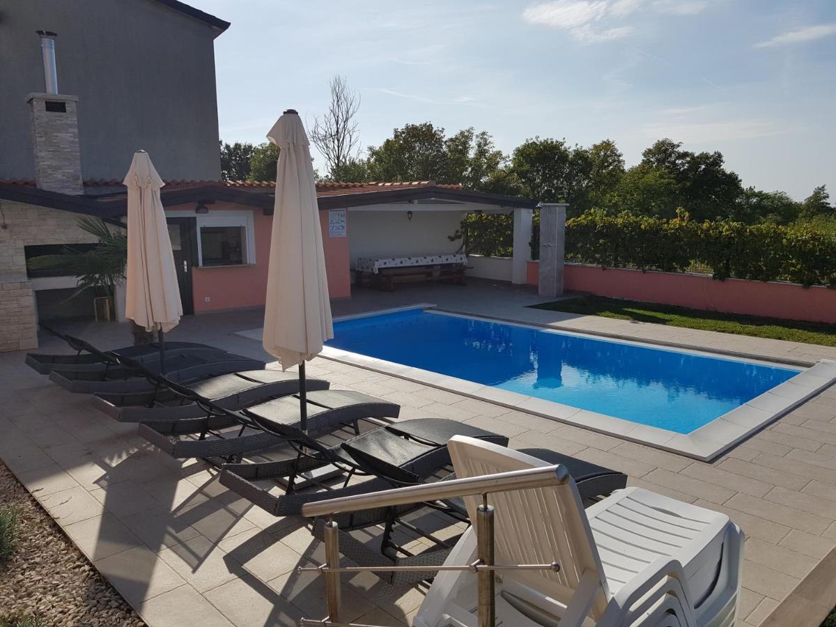 Ferienhaus Bucic Buje Dış mekan fotoğraf