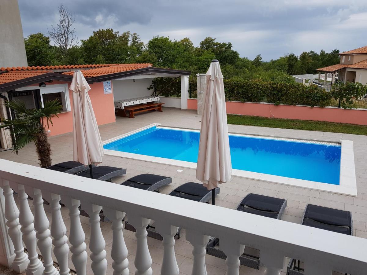Ferienhaus Bucic Buje Dış mekan fotoğraf
