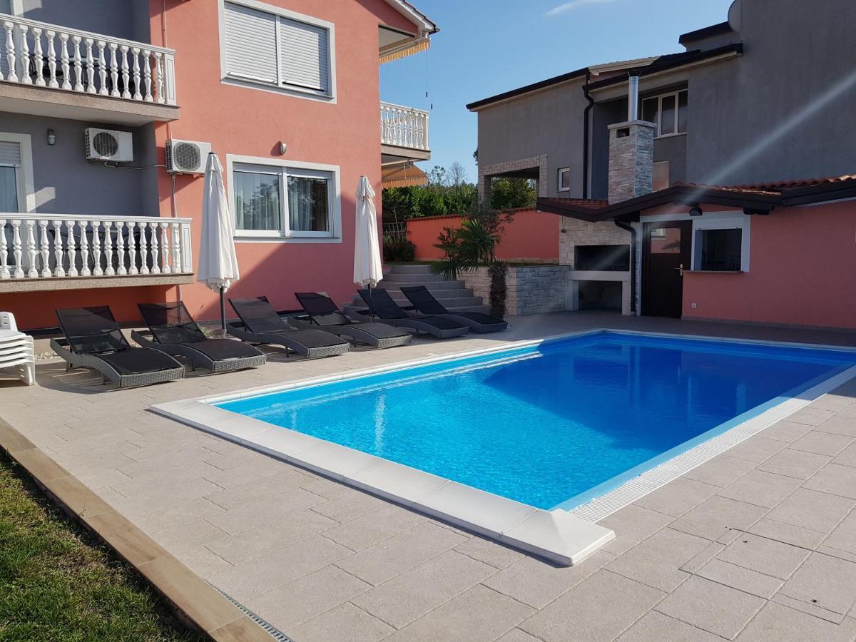 Ferienhaus Bucic Buje Dış mekan fotoğraf