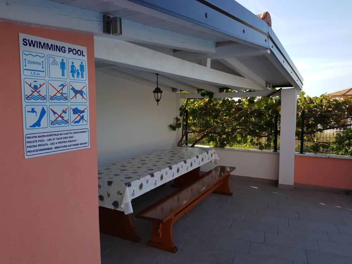 Ferienhaus Bucic Buje Dış mekan fotoğraf